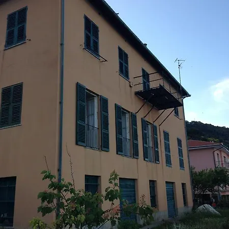 Casa Vacanza Mari 公寓 贝尔杰吉